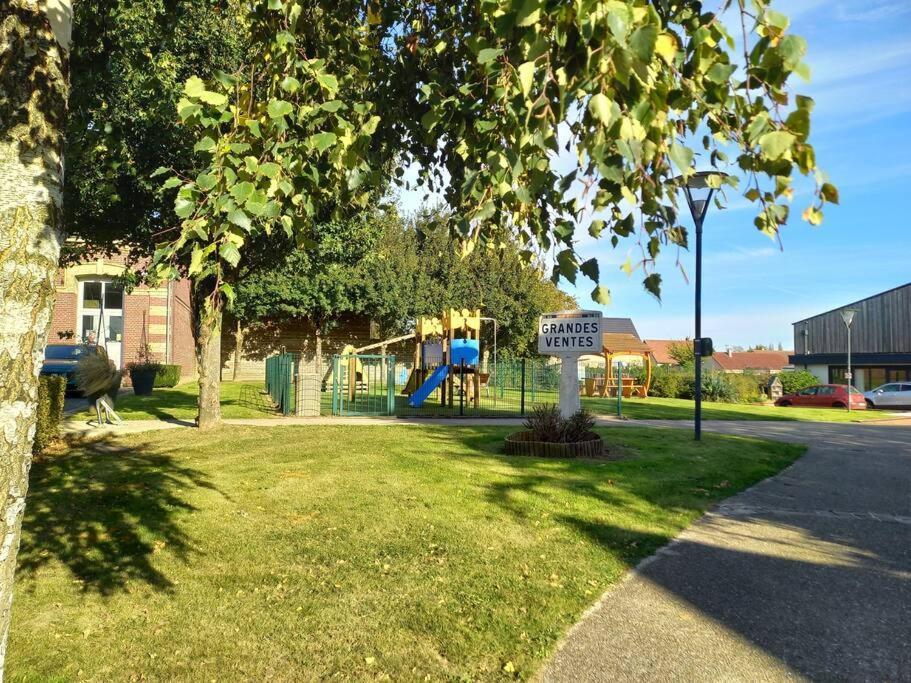 La Petite Maison Villa Les Grandes-Ventes Luaran gambar